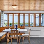 Lovely In With Kitchen *