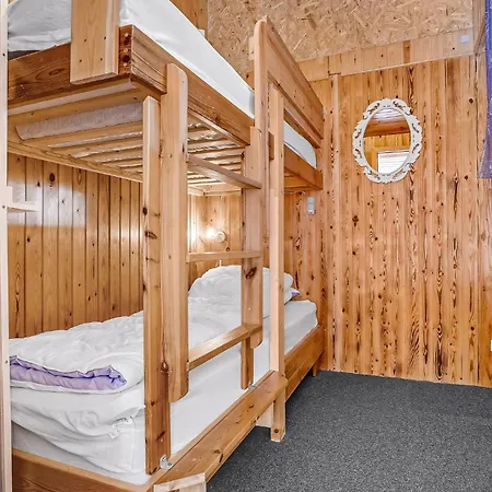 Lovely In With Kitchen Holiday home *