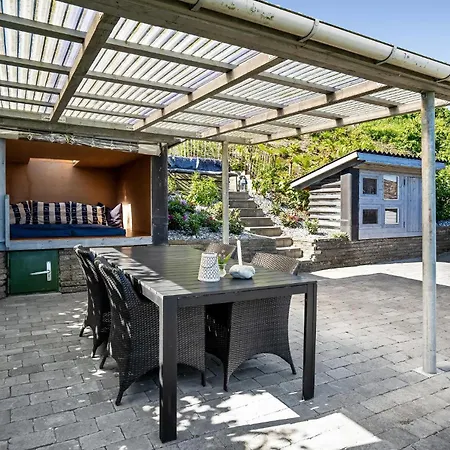Lovely In With Kitchen Ferienhaus *