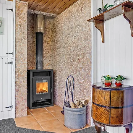 Lovely In With Kitchen