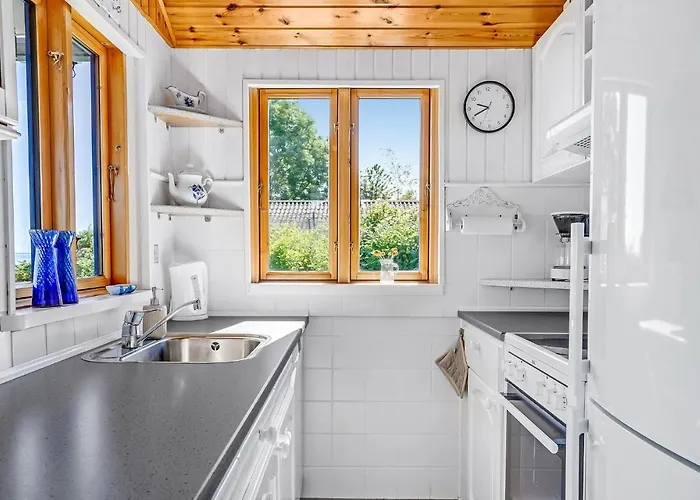 Lovely In With Kitchen Allingåbro