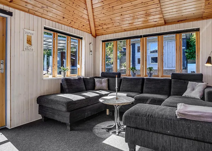 Lovely In With Kitchen * Allingåbro
